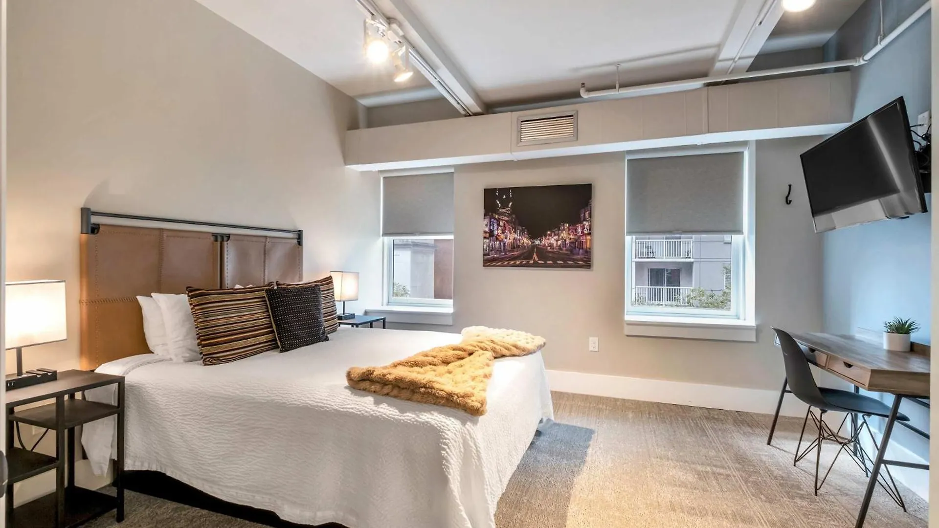アパート Hangover Easy Suite 6Br By Maddox Hotel ナッシュビル 米国